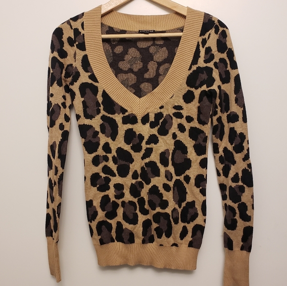 Express Tops - Express Top X-small Leopard Print